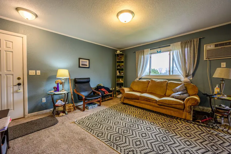 420 Racine St, Waterford, WI 53185 - Image #2