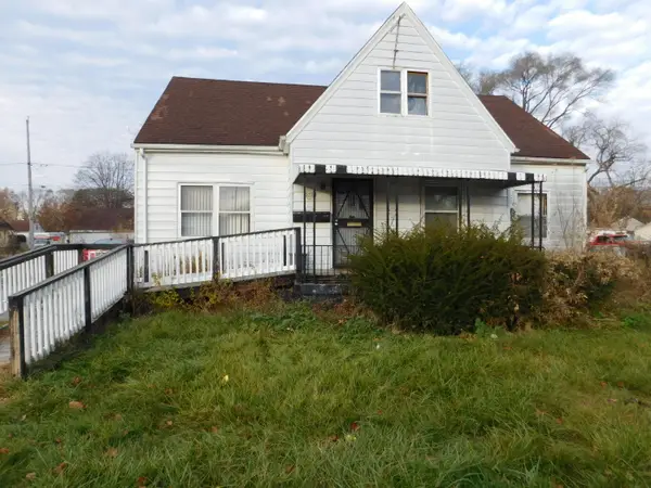 5011 N 47th St, Milwaukee, WI 53218