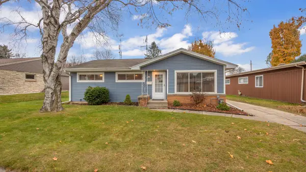 633 S 27th St, Sheboygan, WI 53081