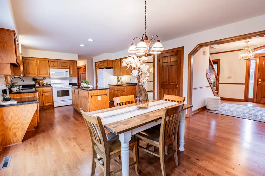 S50W23510 Woodchuck Ln, Waukesha, WI 53189 - Image #3