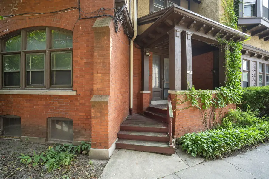 1815 N Oakland Ave, Milwaukee, WI 53202 - Image #3