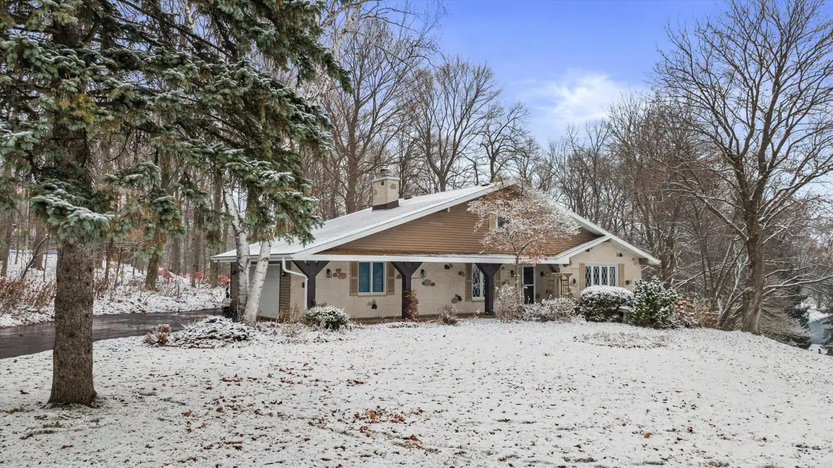 N76W22140 Cherry Hill Rd, Lisbon, WI 53089 - Image #1