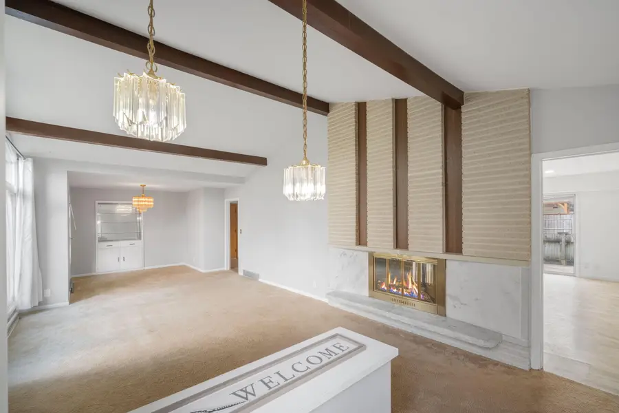 9505 W Orinda Ct, Milwaukee, WI 53224 - Image #3