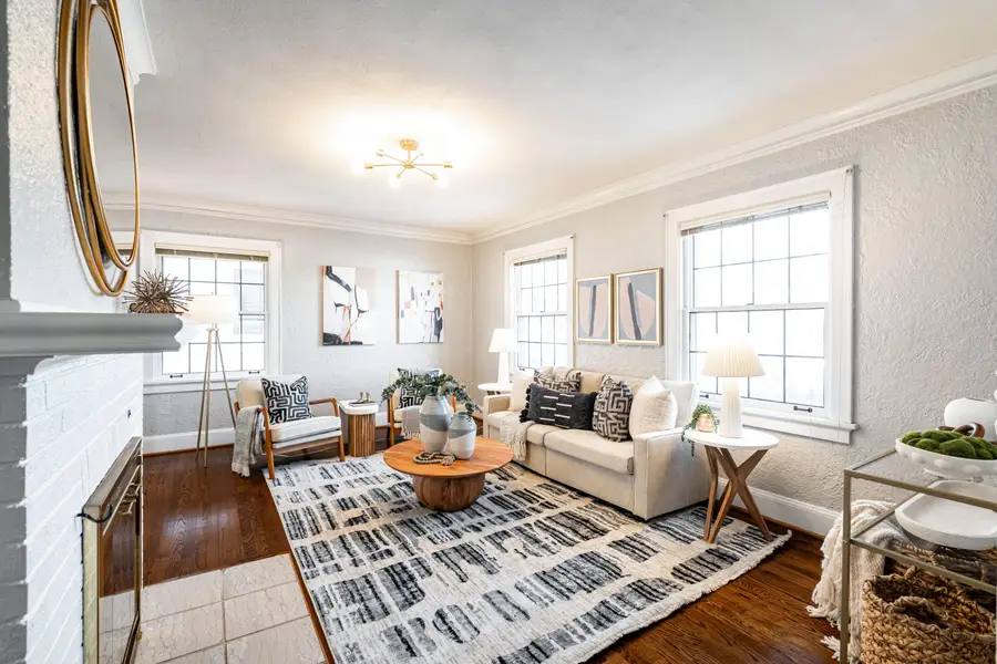 4616 N Larkin St, Whitefish Bay, WI 53211 - Image #3