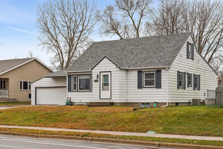 527 Sand Lake Rd, Onalaska, WI 54650 - Image #3