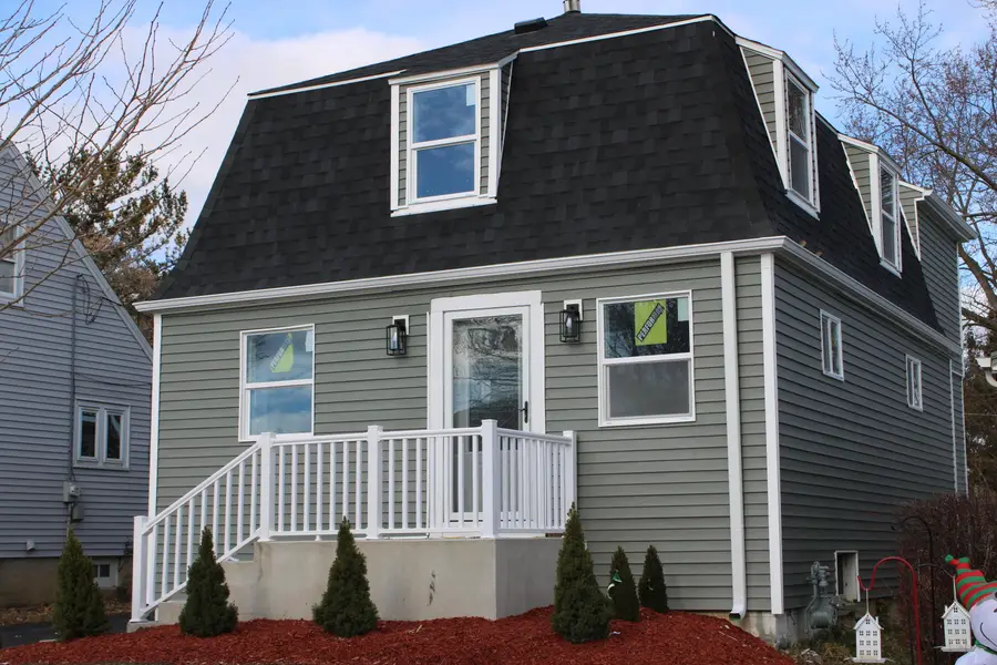 12744 W Peck Pl, Butler, WI 53007 - Image #3