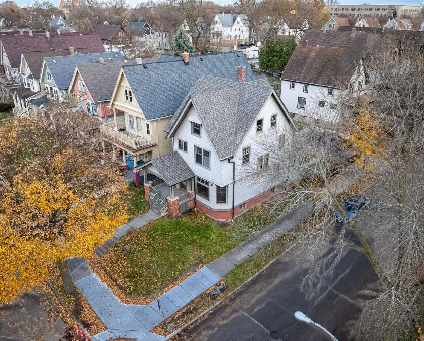 3249 W Mckinley Blvd, Milwaukee, WI 53208 - Image #1