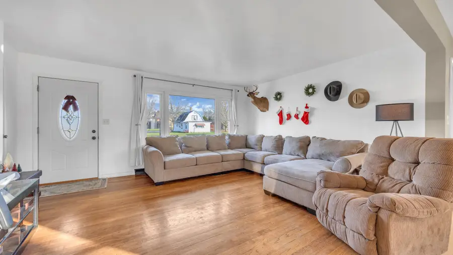 222 N Otis St, Glenbeulah, WI 53023 - Image #3