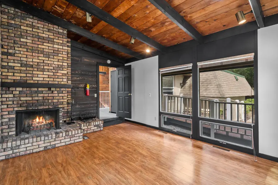 108 E Oak Crest Ln, Wales, WI 53183 - Image #3