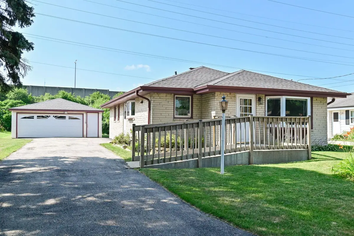 5325 W Allerton Ave, Milwaukee, WI 53220 - Image #1