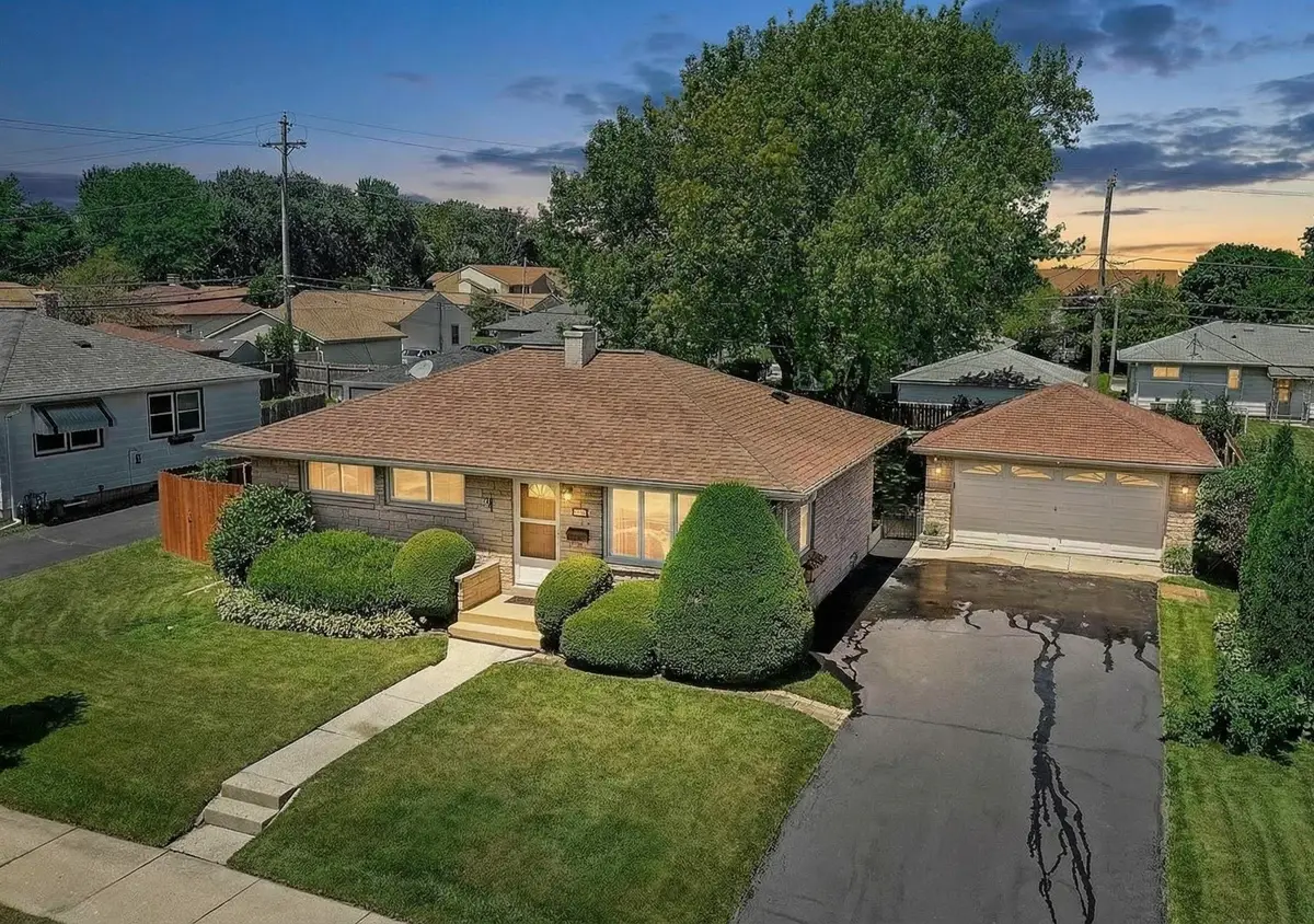 3754 E Van Eimeren Ave, Cudahy, WI 53110 - Image #1