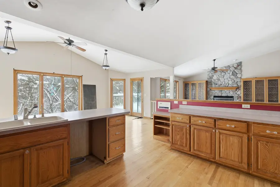 1714 Boulder Ct, Waukesha, WI 53189 - Image #2