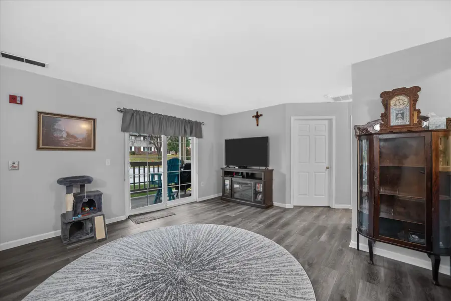 4835 Easy St, Delafield, WI 53029 - Image #3