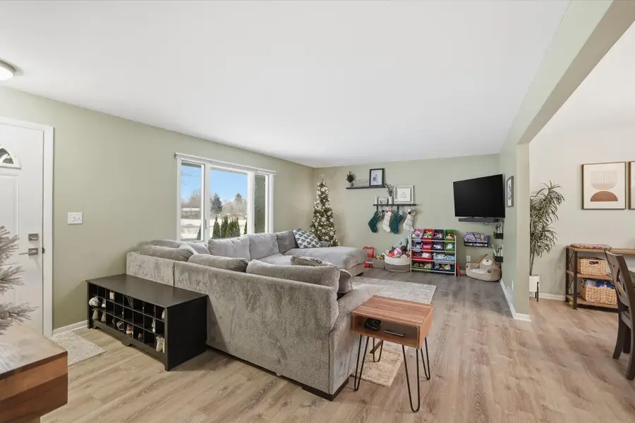 W179 Madison Ave, Ixonia Town, WI 53066 - Image #3