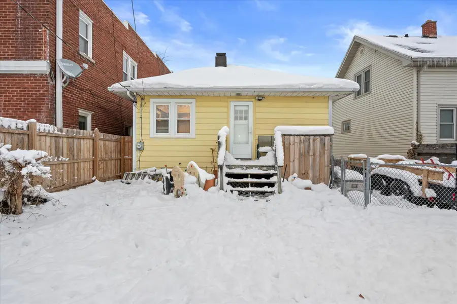 1606 Grove Ave, Racine, WI 53405 - Image #3