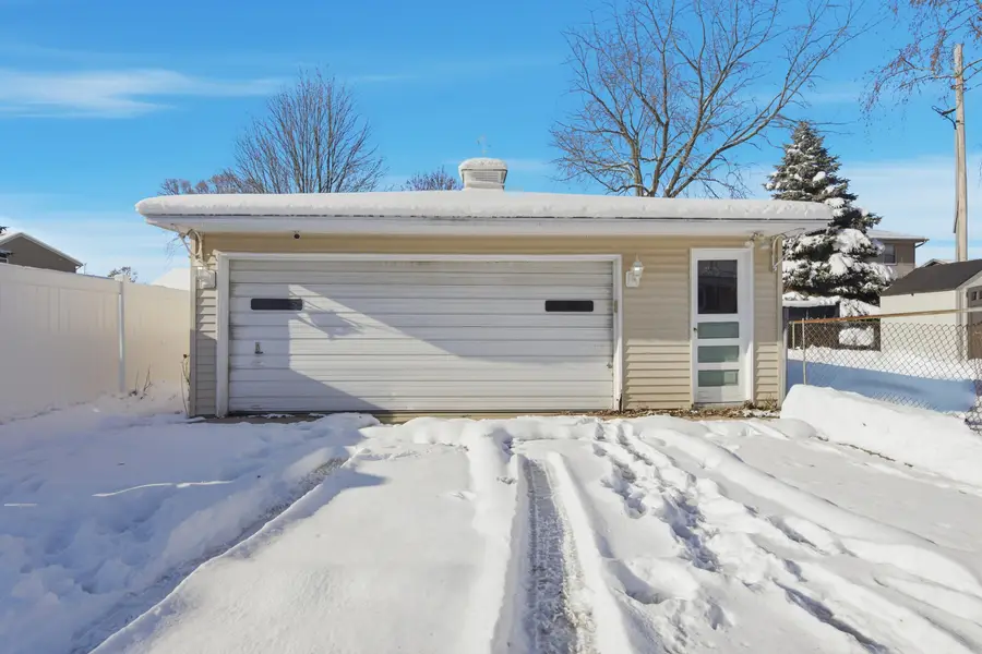 4339 S 49th St, Greenfield, WI 53220 - Image #3