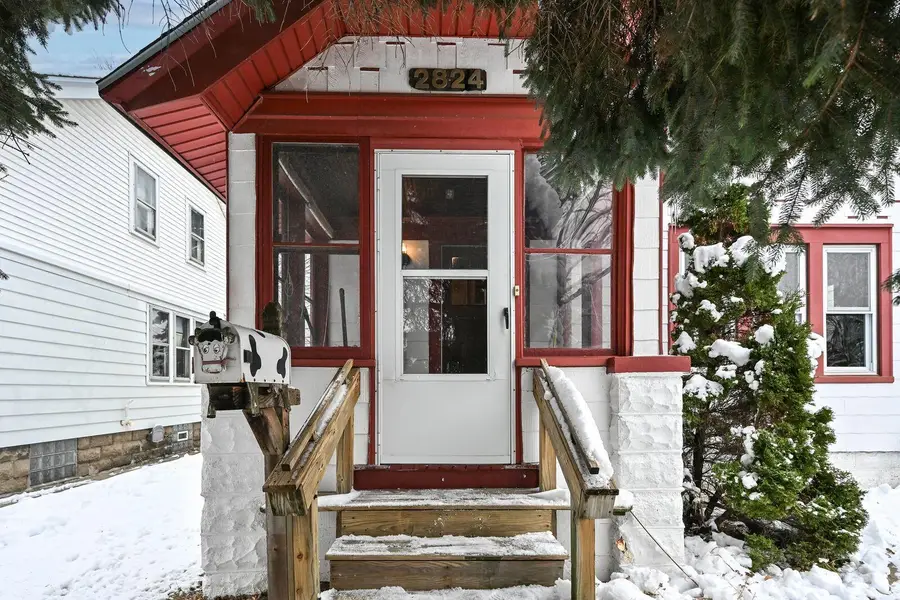 2824 S Lenox St, Milwaukee, WI 53207 - Image #3