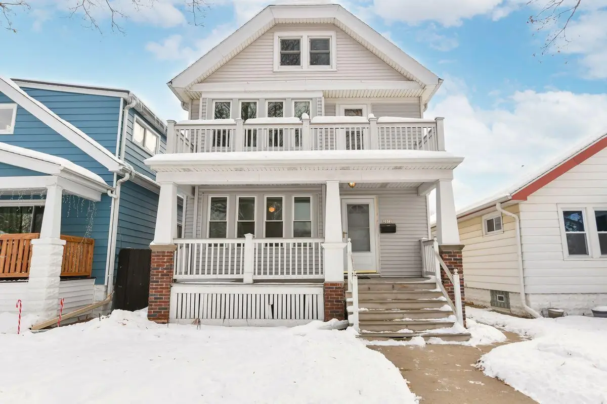 2070 S 58th St, West Allis, WI 53219 - Image #1