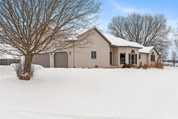 W20744 Hammer Ln, Gale, WI 54630