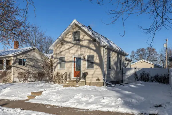 1653 Redfield St, La Crosse, WI 54601