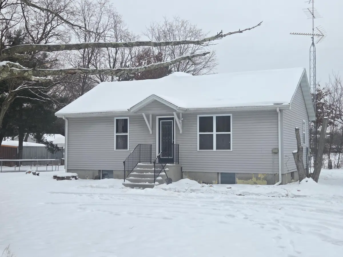 W11072 Peterson Rd, Albion, WI 54615 - Image #1
