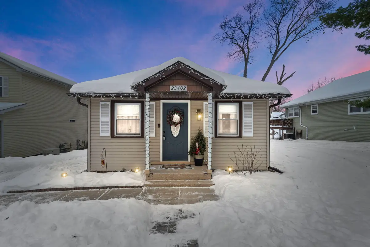 23402 82nd Pl, Salem Lakes, WI 53168 - Image #1