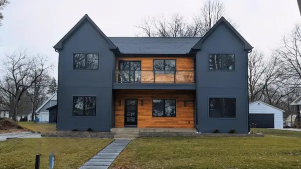 19 Cedar Point Dr, Williams Bay, WI 53191