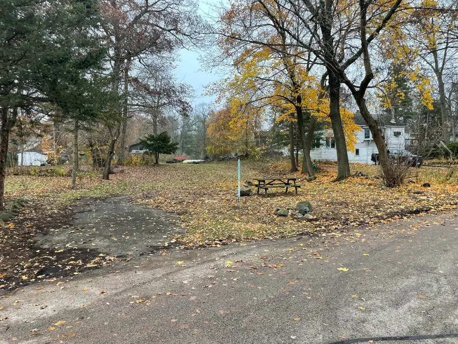 210 W Spring Dr, Twin Lakes, WI 53181 - Image #3