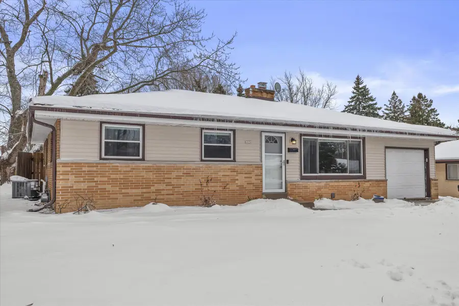 6026 S 23 St, Milwaukee, WI 53221 - Image #2