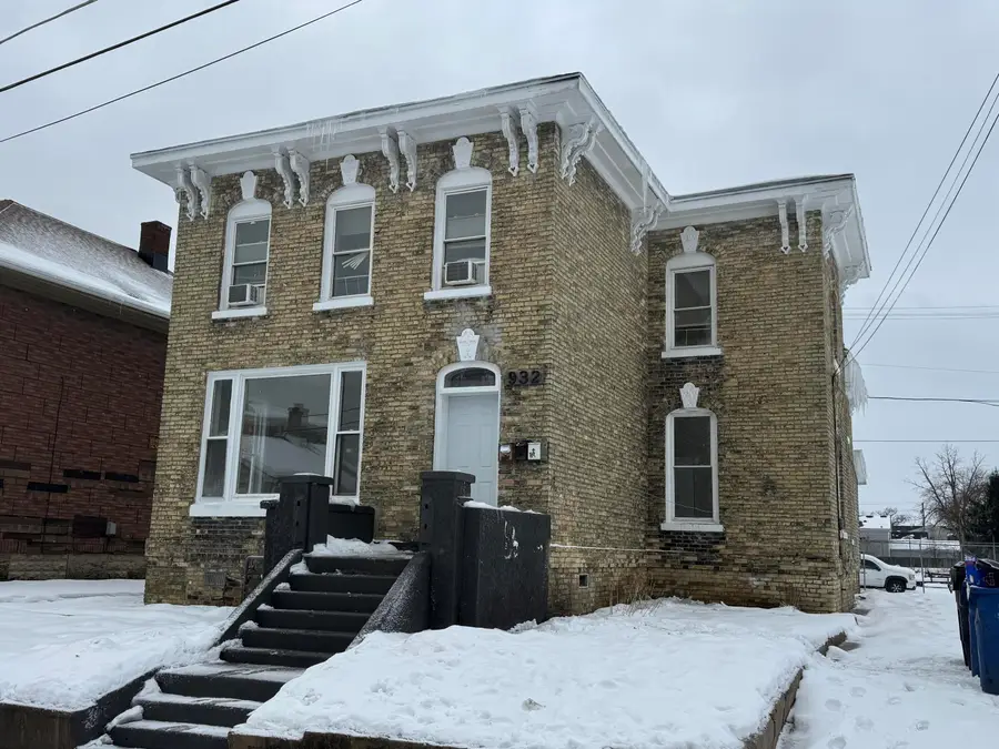 932 Peck Ave, Racine, WI 53404 - Image #2