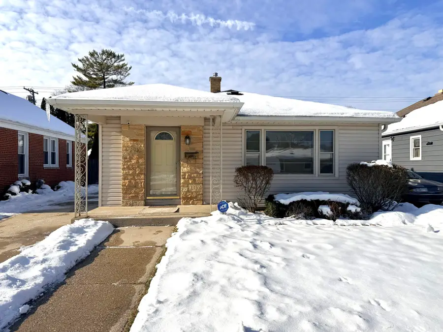 2712 Erie St, Racine, WI 53402 - Image #2