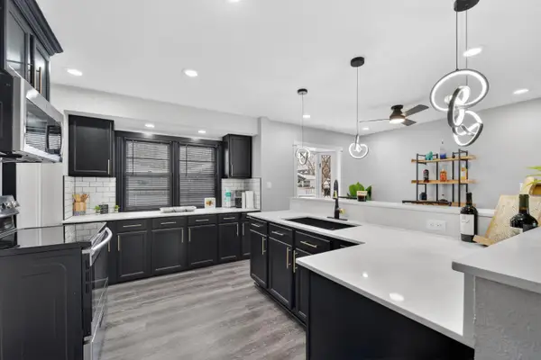 10514 W Lawn Ave, Milwaukee, WI 53225