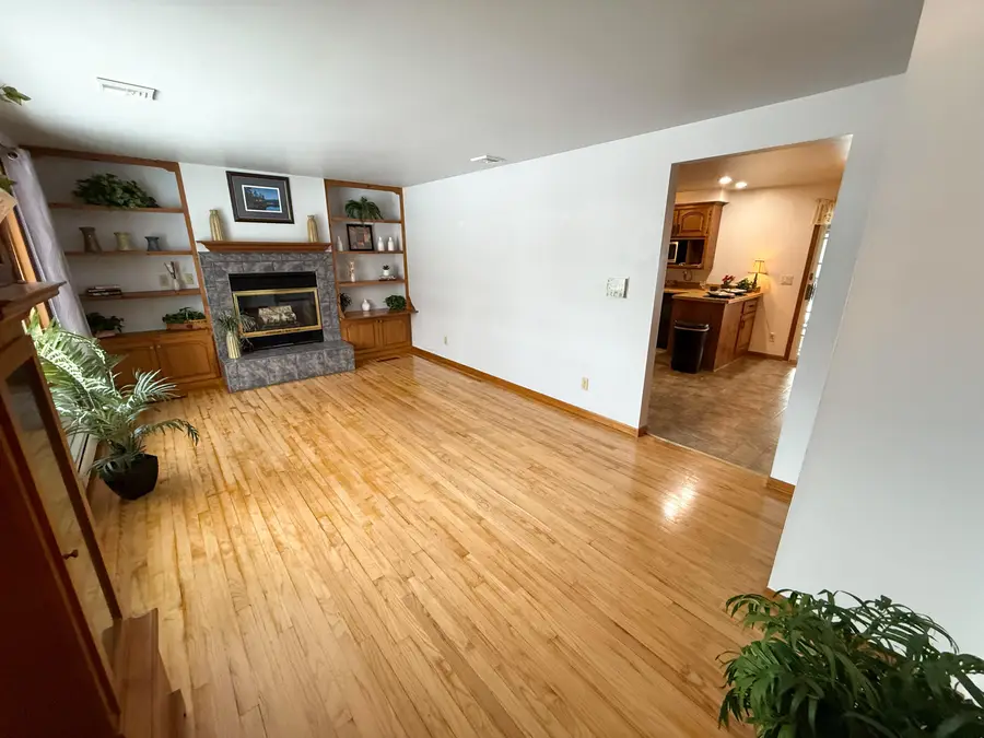 804 Forest Ave, Fond Du Lac, WI 54935 - Image #2