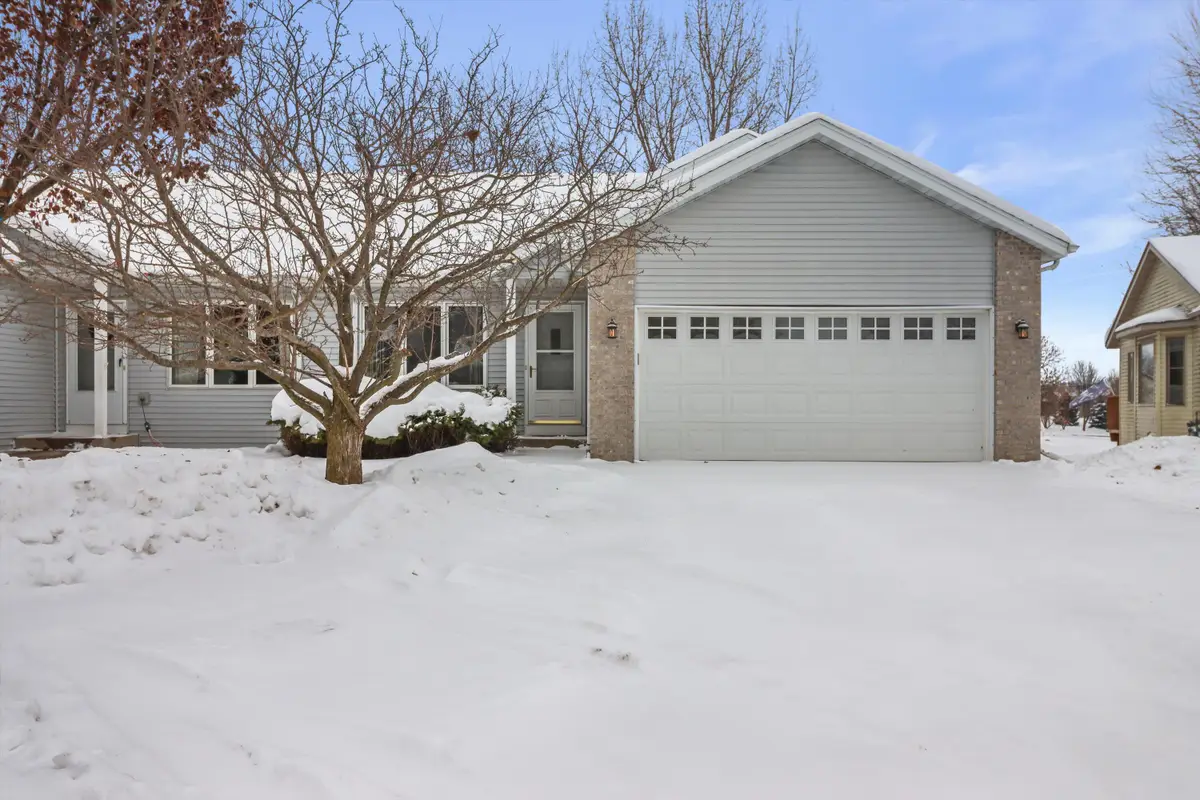 635 Constitution Ln, Deforest, WI 53532 - Image #1