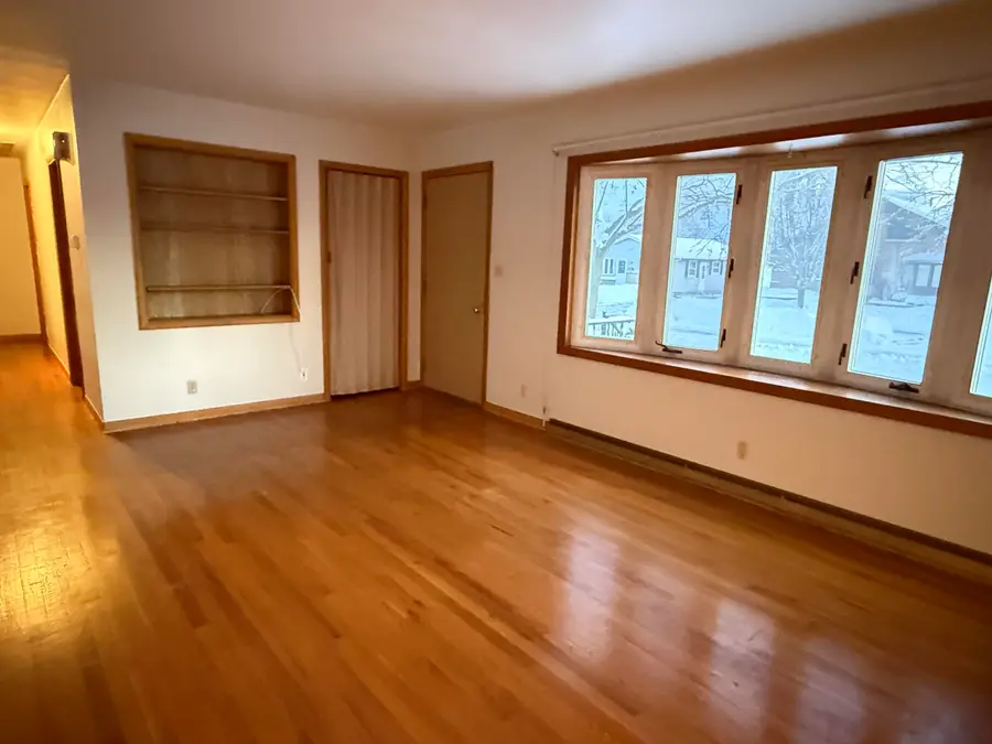 1716 George St, Manitowoc, WI 54220 - Image #3