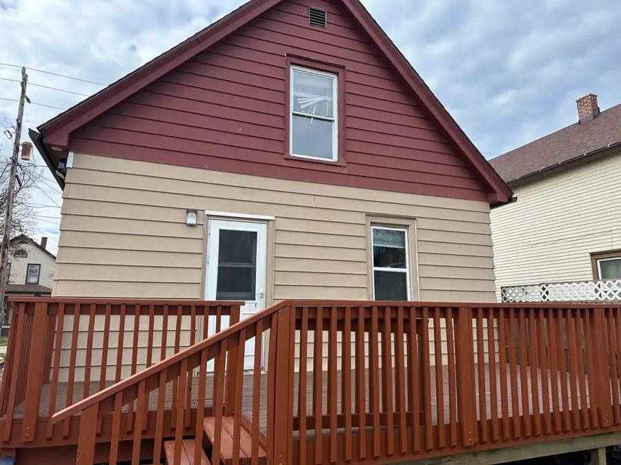 1717 Edgewood Ave, Racine, WI 53404 - Image #2