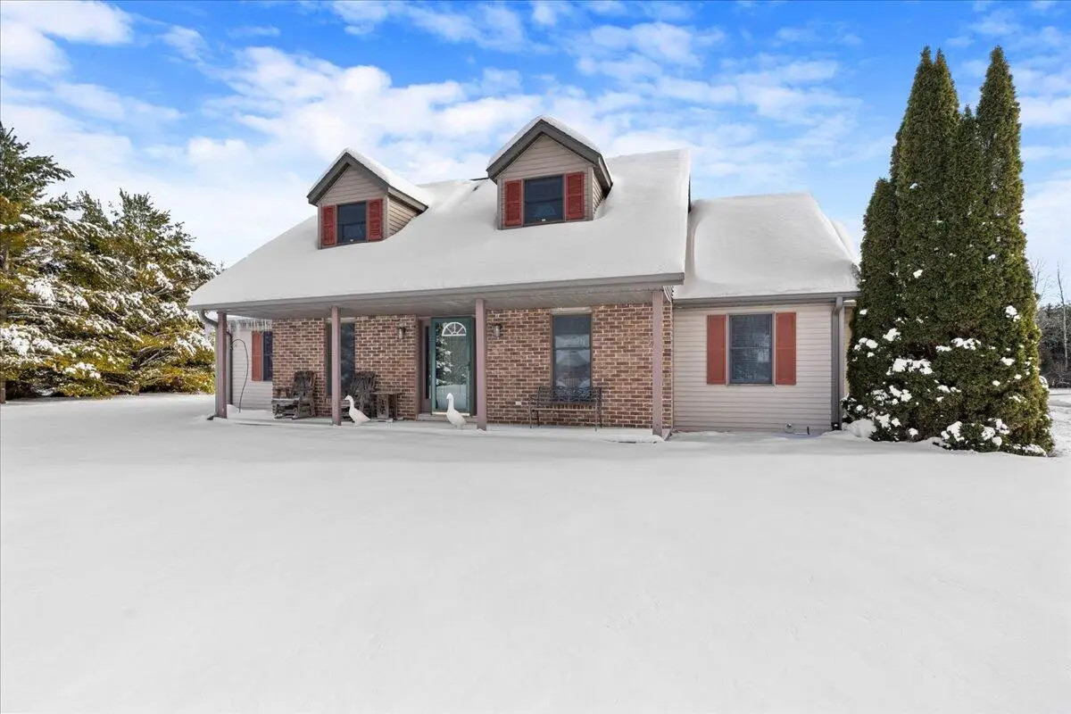 N6957 Jennifer Dr, Plymouth, WI 53073 - Image #1