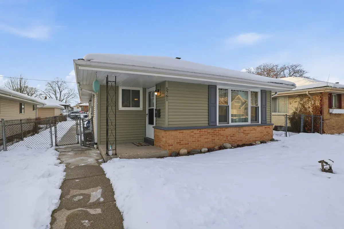 5761 N 97th St, Milwaukee, WI 53225 - Image #1