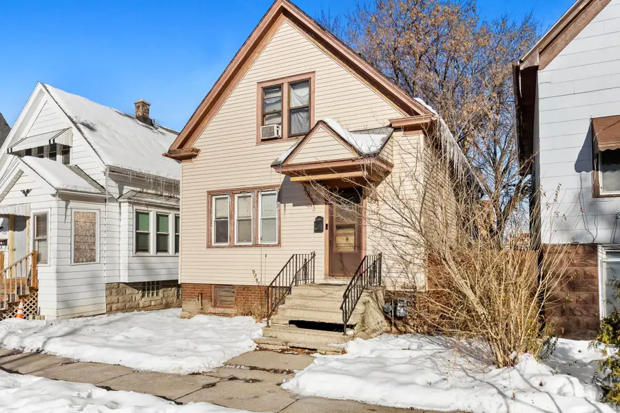 1924 W Grant St, Milwaukee, WI 53215 - Image #2