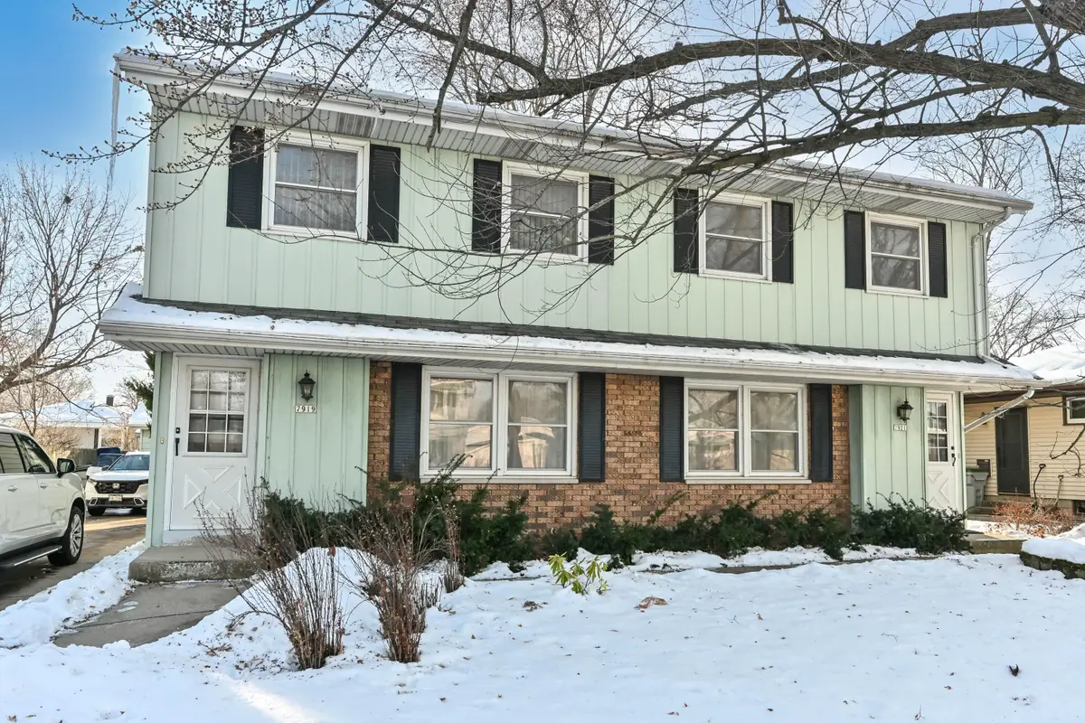 7919-7921 W Norwich Ave, Milwaukee, WI 53220 - Image #1