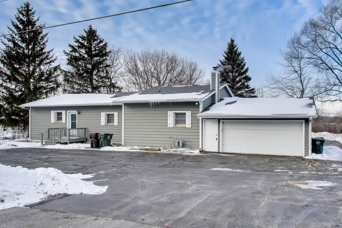 11534 Antioch Rd, Trevor, WI 53179 - Image #1