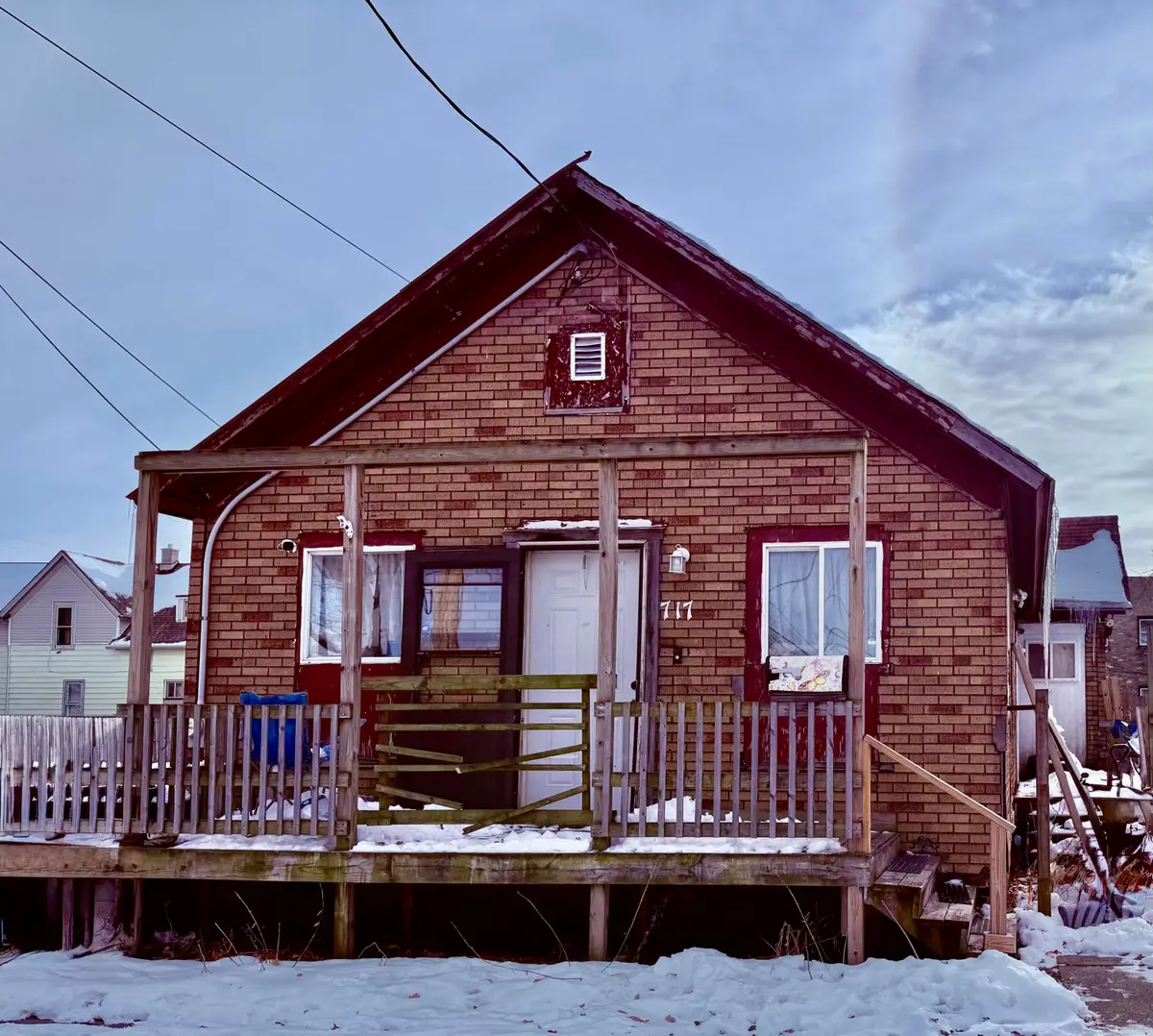 717 Hubbard St, Racine, WI 53402 - Image #1