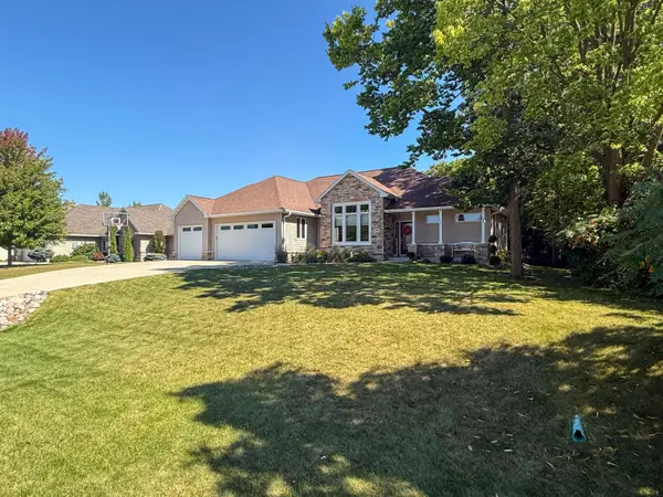 485 Whispering Springs Dr, Fond Du Lac, WI 54937