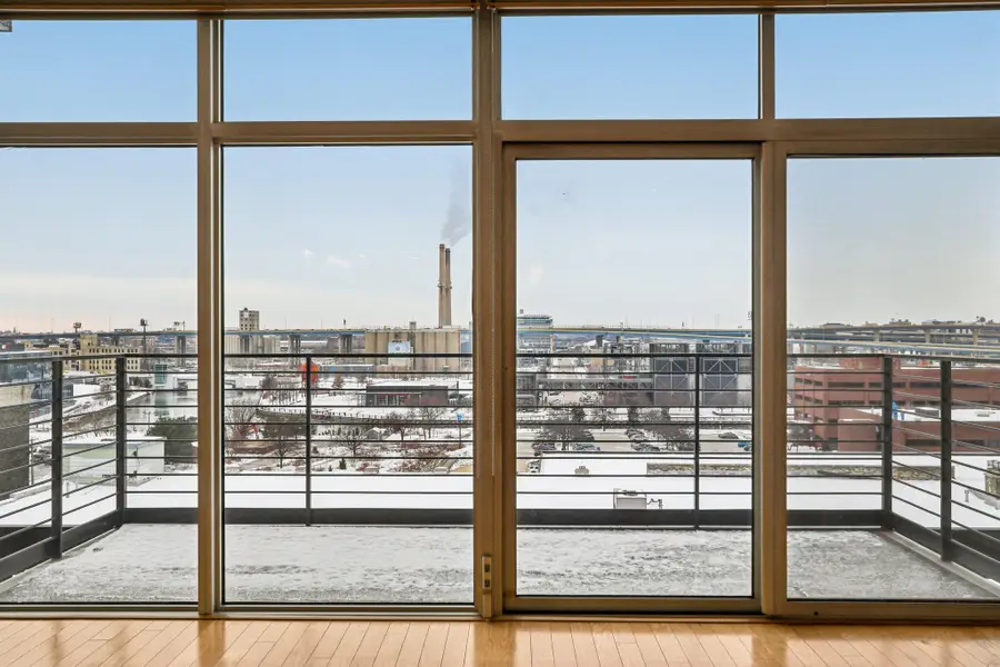 106 W Seeboth St, Milwaukee, WI 53204 - Image #3