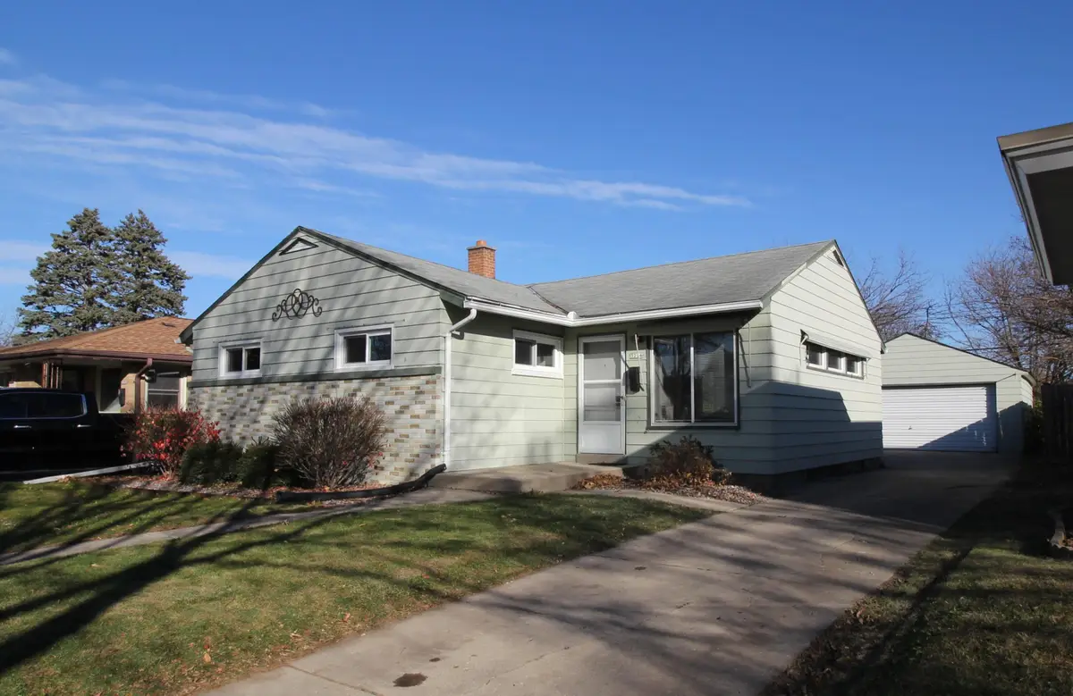 3214 S 72nd St, Milwaukee, WI 53219 - Image #1
