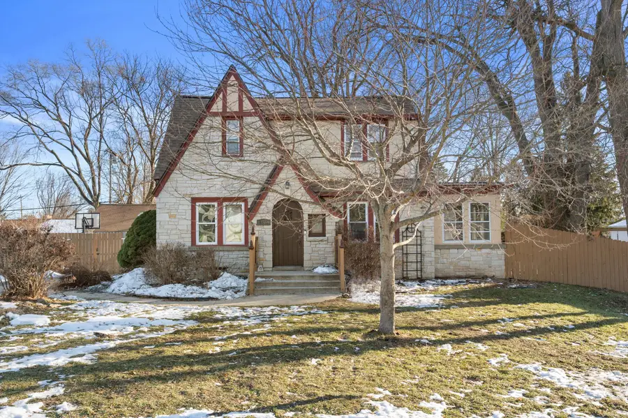 6218 N 105th St, Milwaukee, WI 53225 - Image #2