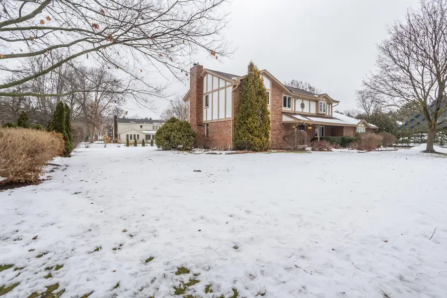 20960 Coventry Dr, Brookfield, WI 53045 - Image #3