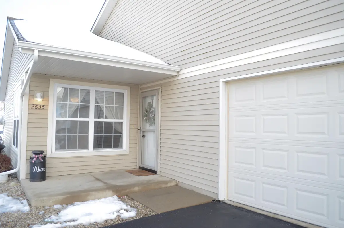 2635 Edgewood Dr, Beloit, WI 53511 - Image #1