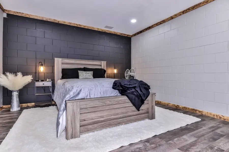 5053 W Anderson Rd, Hurley, WI 54534 - #2