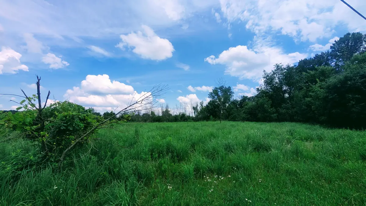 W364N7020 Mcmahon Rd, Oconomowoc Town, WI 53066 - Image #1